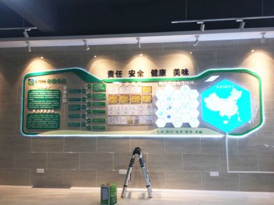 深圳铺匠广告装饰有限公司,